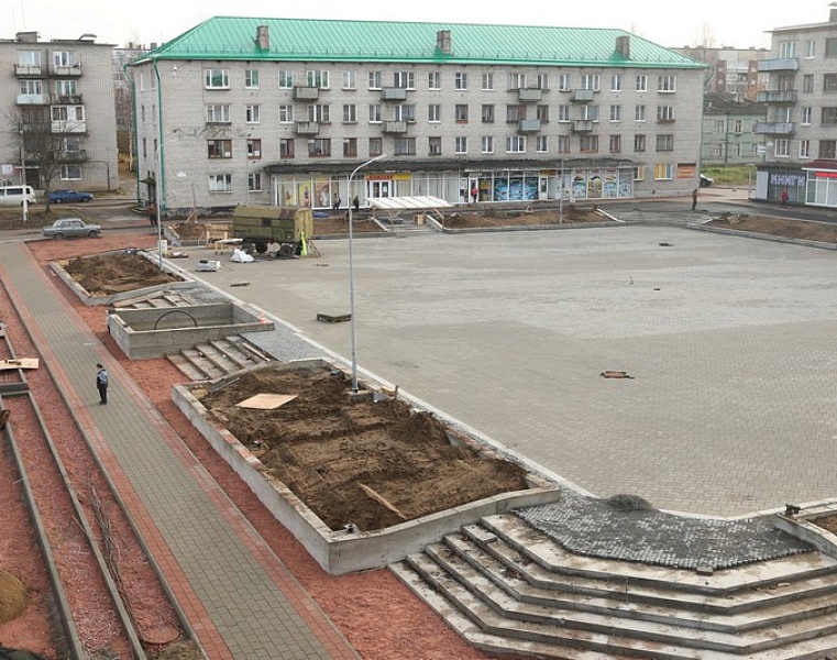 Реконструкция площади